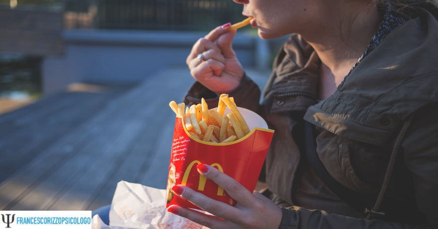 Adolescenza e binge eating